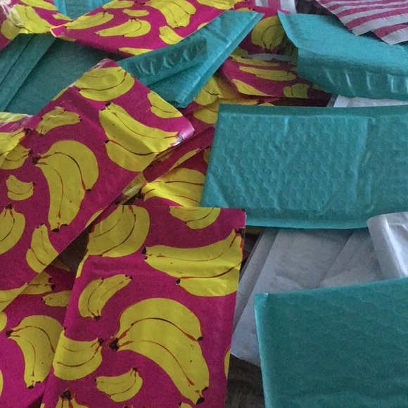 80 Unique Designs Bubble Envelopes - Picture 3 of 3